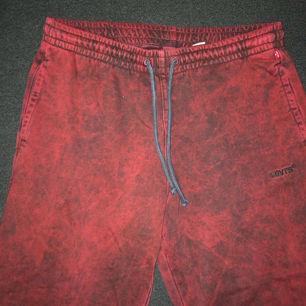 Levi’s Garment Dyed Sweatpants. Baggy Fit. Size Large. Red/Black Color. - Picture 10 of 16